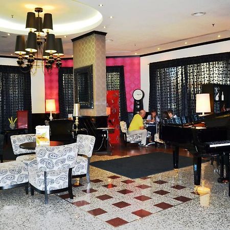 Coral Oriental Dubai Hotel ภายนอก รูปภาพ